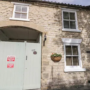 https://coopers-cottage-pickering.yorkshirehotels.net
