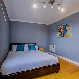 https://statera-apartments-thames-view.cambridgehotelsuk.com