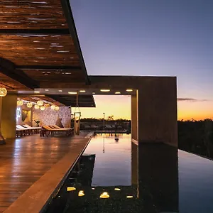 https://xamb.allrivieramayahotels.com
